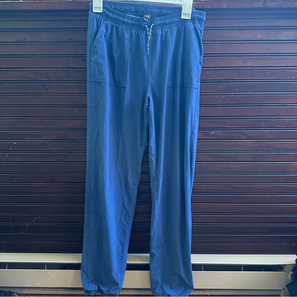 ‼️LAST CHANCE‼️Athleta Girl Joggers